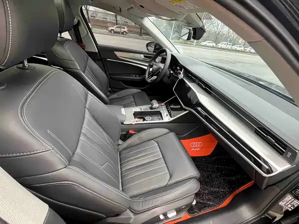 Audi A6L 2023, фото 14