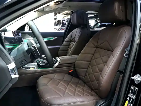BMW i7 2023, фото 5