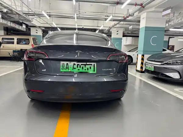 Tesla Model 3 2022, фото 7