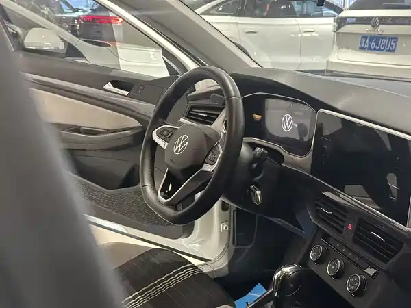 Volkswagen Bora 2023, фото 15