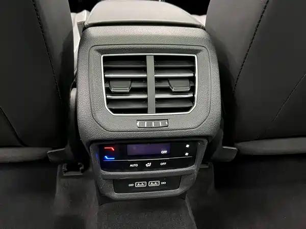 Volkswagen Tayron 2023, фото 15