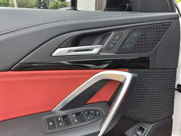 BMW X1 2023, фото 8