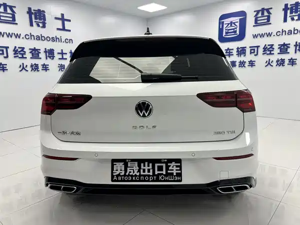 Volkswagen Golf 2023, фото 5
