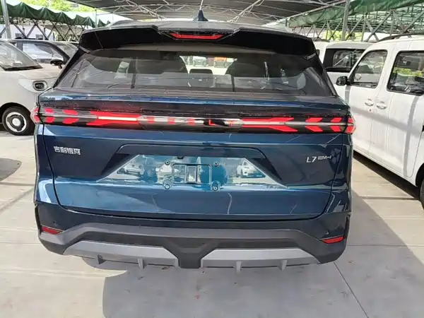 Geely Galaxy L7 2025, фото 6