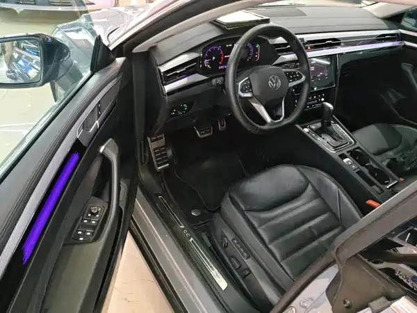 Volkswagen Passat CC 2024, фото 16