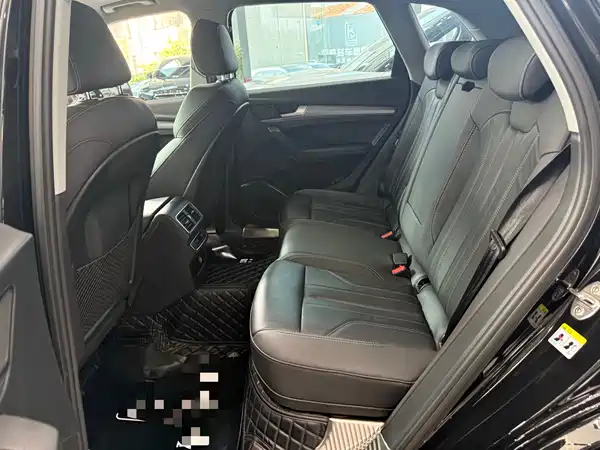 Audi Q5L 2022, фото 6