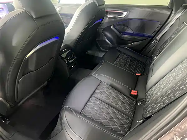 Audi A5L 2025, фото 10