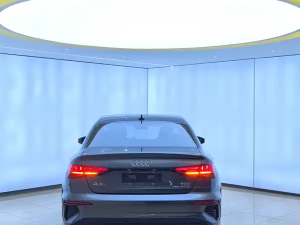 Audi A3 2023, фото 5