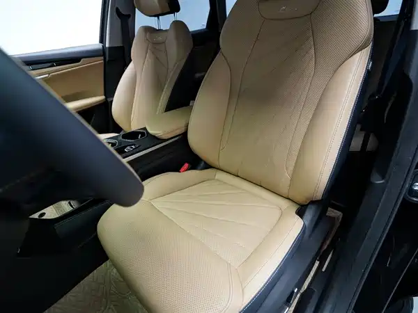 Geely Boyue L 2024, фото 4
