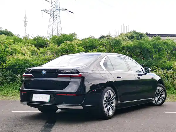 BMW i7 2023, фото 4