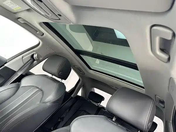 Audi A4L 2024, фото 15