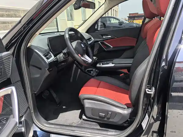 BMW X1 2023, фото 4