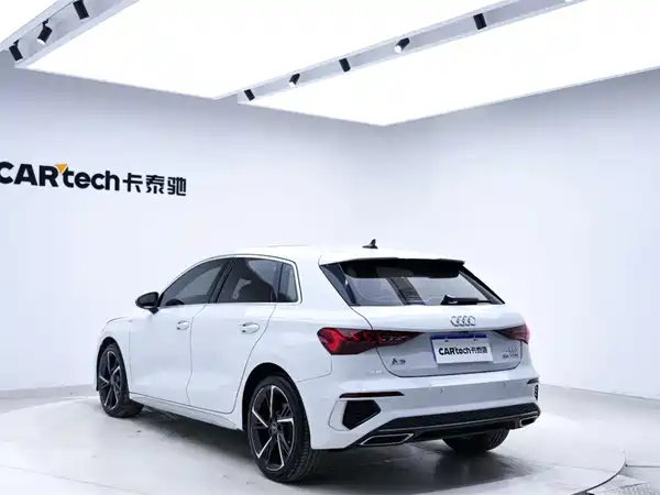 Audi A3 2023, фото 7