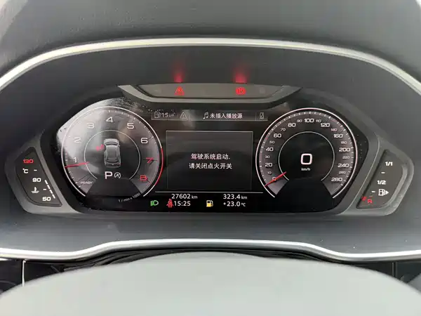 Audi Q3 2023, фото 15