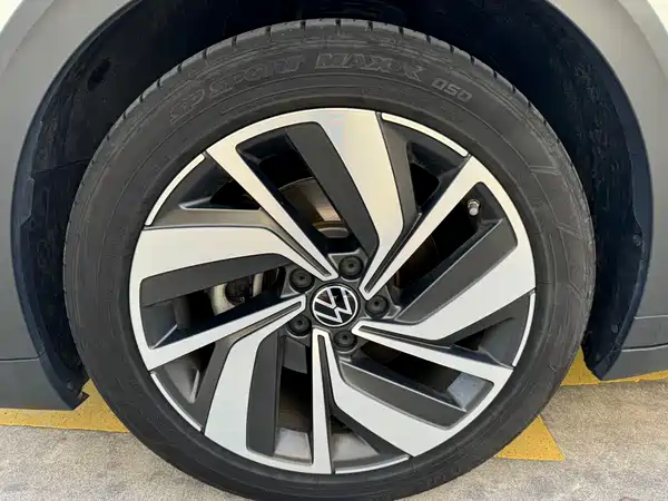 Volkswagen Passat CC 2025, фото 13