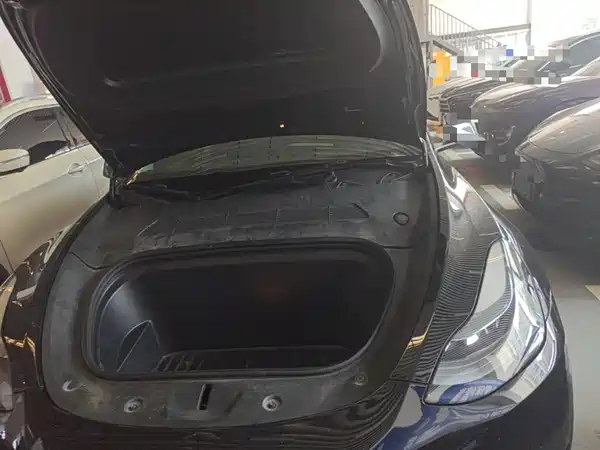 Tesla Model Y 2022, фото 15