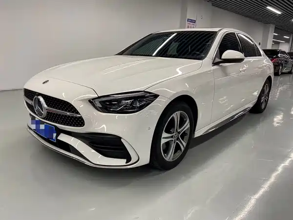 Mercedes-Benz C-Class 2022