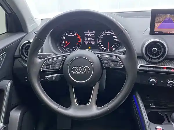 Audi Q2L 2022, фото 14