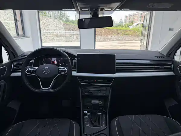 Volkswagen Tiguan L 2023, фото 12