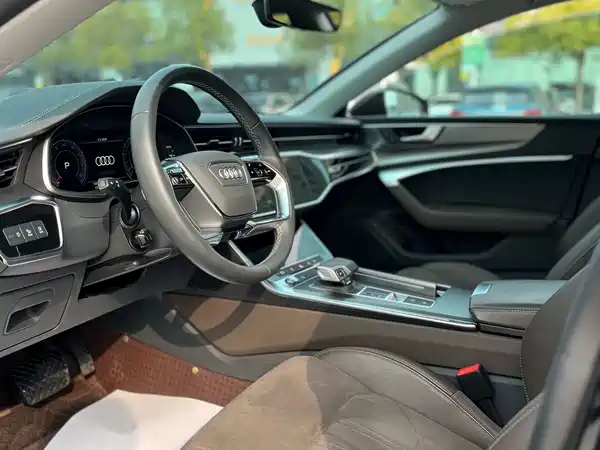 Audi A7L 2024, фото 9