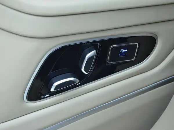 Buick GL8 2025, фото 9