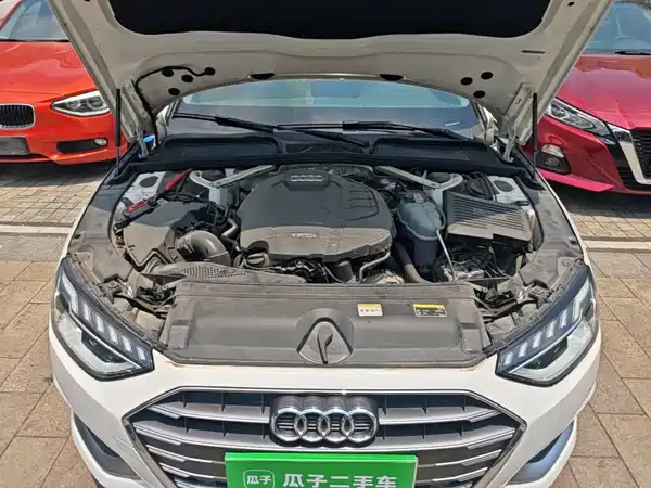 Audi A4L 2022, фото 19