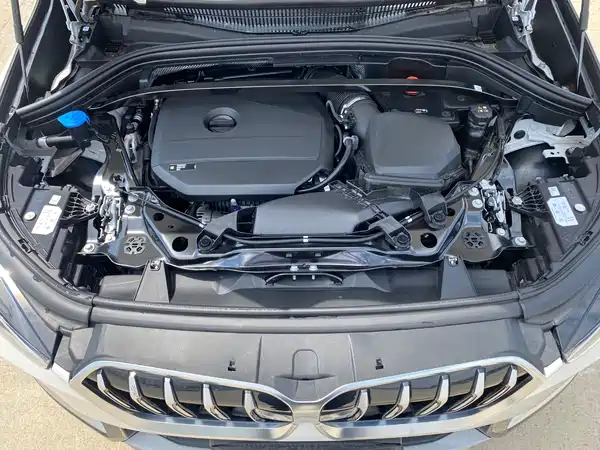 BMW X1 2023, фото 22