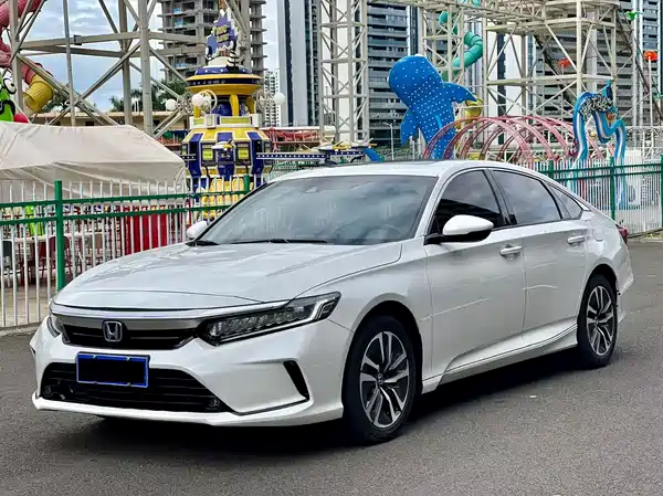 Honda Inspire PHEV 2023