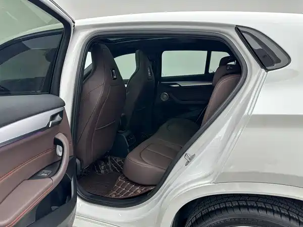 BMW X2 2021, фото 17