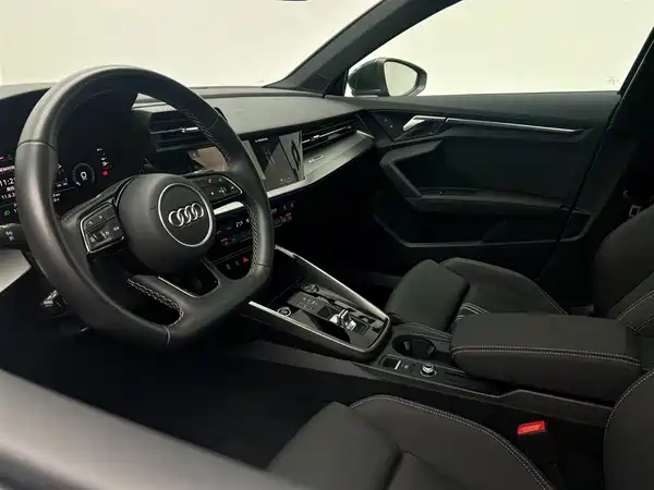 Audi A3 2024, фото 14