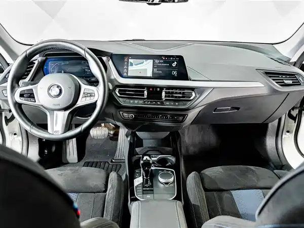 BMW 2 Series 2023, фото 12