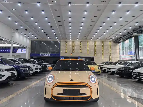 MINI 2023, фото 3