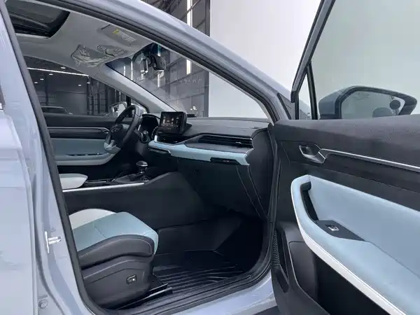 Geely Emgrand S 2022, фото 17