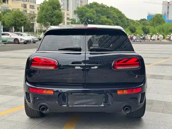 MINI CLUBMAN 2022, фото 4