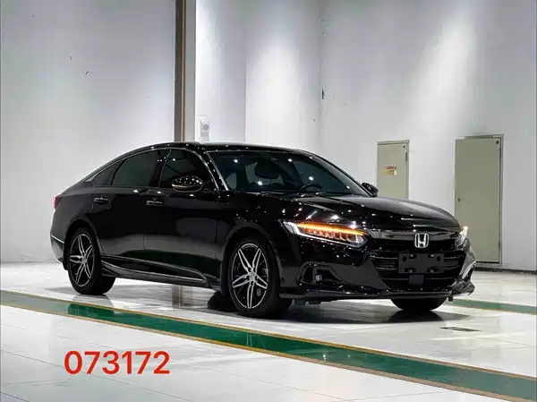 Honda Accord 2022, фото 3