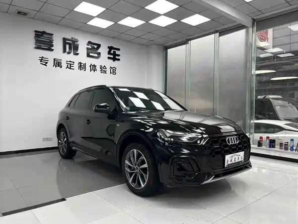 Audi Q5L 2023, фото 3