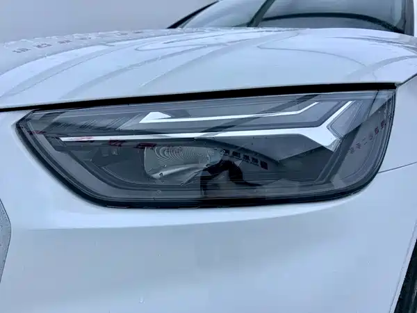 Audi Q5L 2022, фото 7