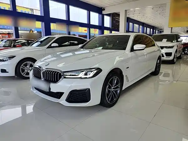 BMW 5 Series PHEV 2022