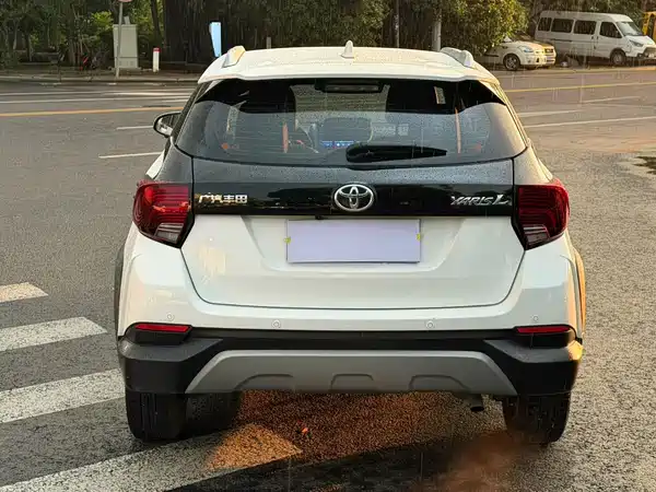 Toyota Yaris 2022, фото 4