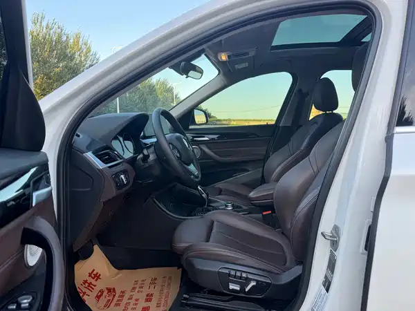 BMW X1 2022, фото 13