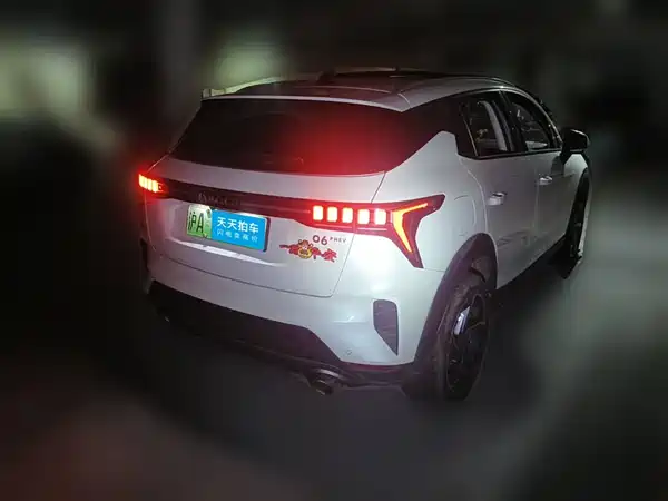 Lynk & Co 06 EM-P 2022, фото 2