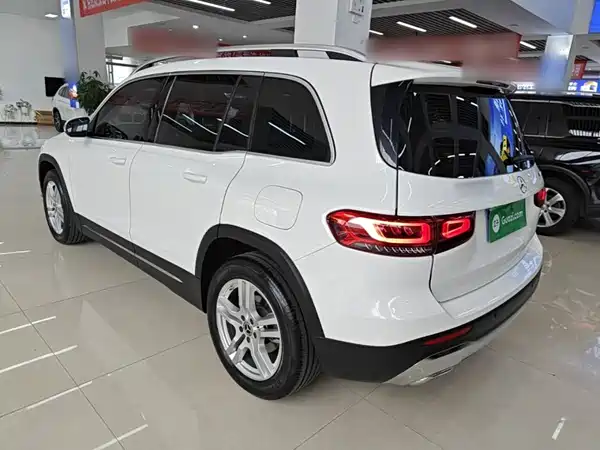 Mercedes-Benz GLB 2022, фото 4