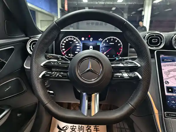 Mercedes-Benz C-Class 2024, фото 9