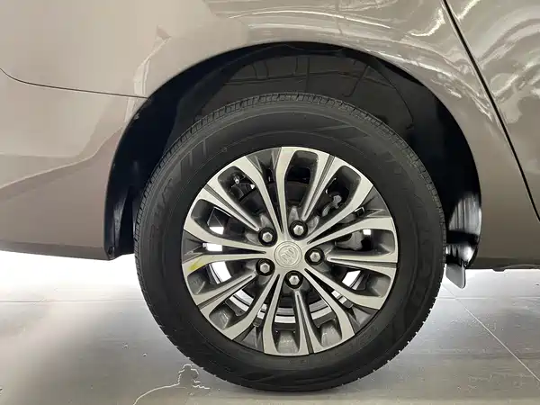 Buick GL8 2022, фото 11