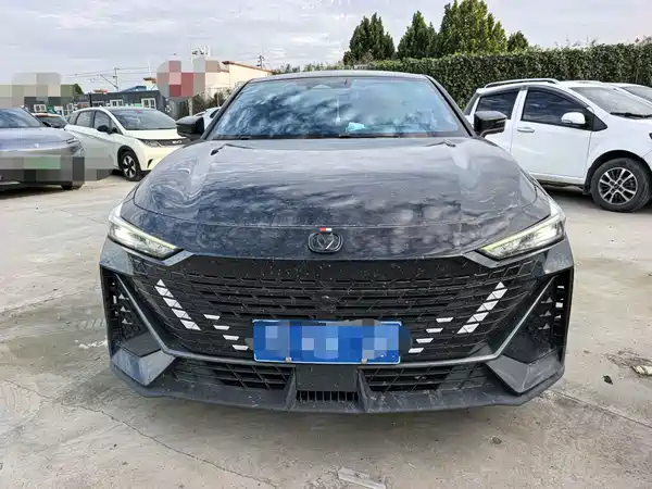 Changan UNI-V 2023, фото 2