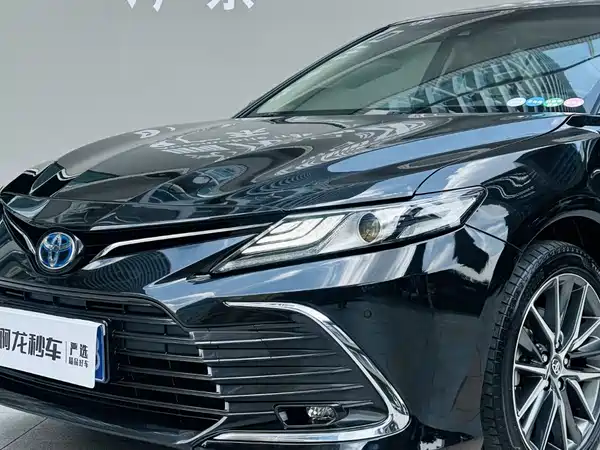 Toyota Camry 2021, фото 19