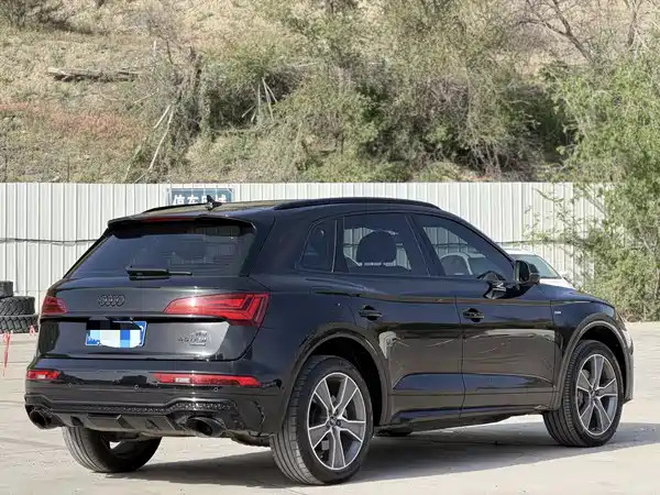Audi Q5L 2022, фото 6
