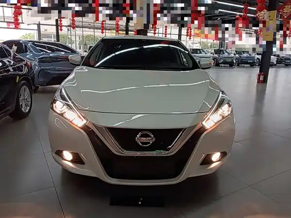 Nissan Bluebird 2021, фото 2