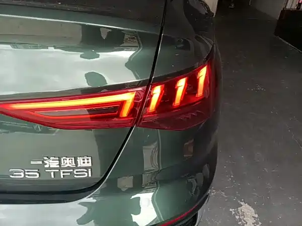 Audi A3 2023, фото 7