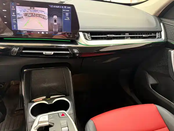 BMW X1 2023, фото 12